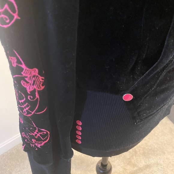 Women’s Coogie Velour Tracksuit - Picture 13 of 17